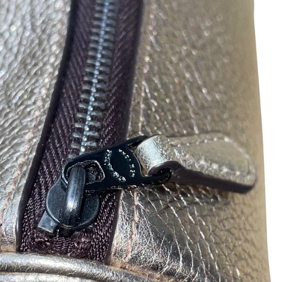 Coach Women’s Gold Metallic Leather Cylinder Zippered Makeup Bag Purse Pouch - Picture 7 of 8